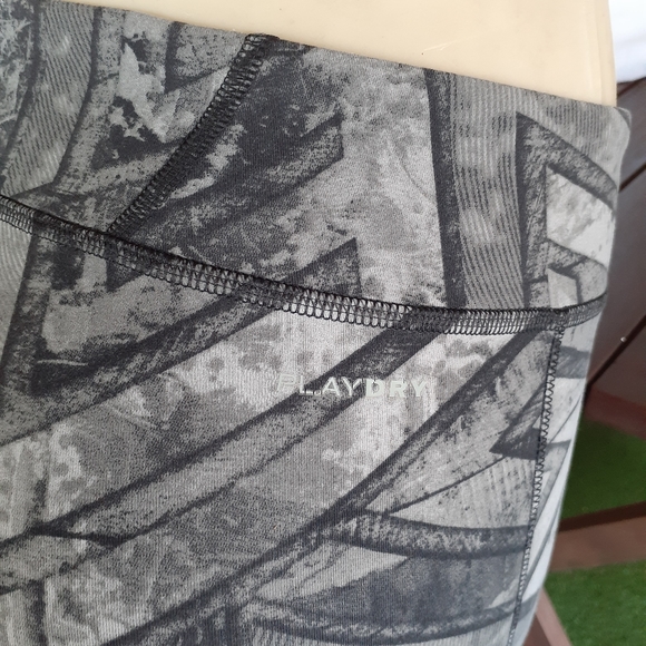 Reebok Power Playdry Leggings Size Small - Picture 12 of 14